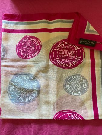 Foulard Louis Vuitton