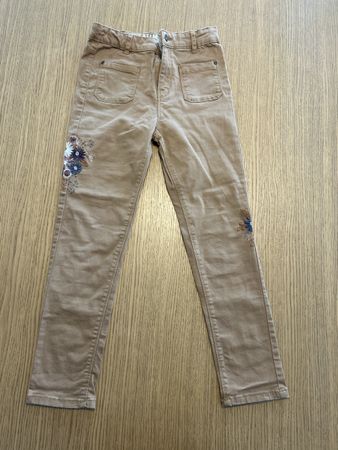 Vertbaudet Girl's Embroidered Jeans, size 9 years, slim fit