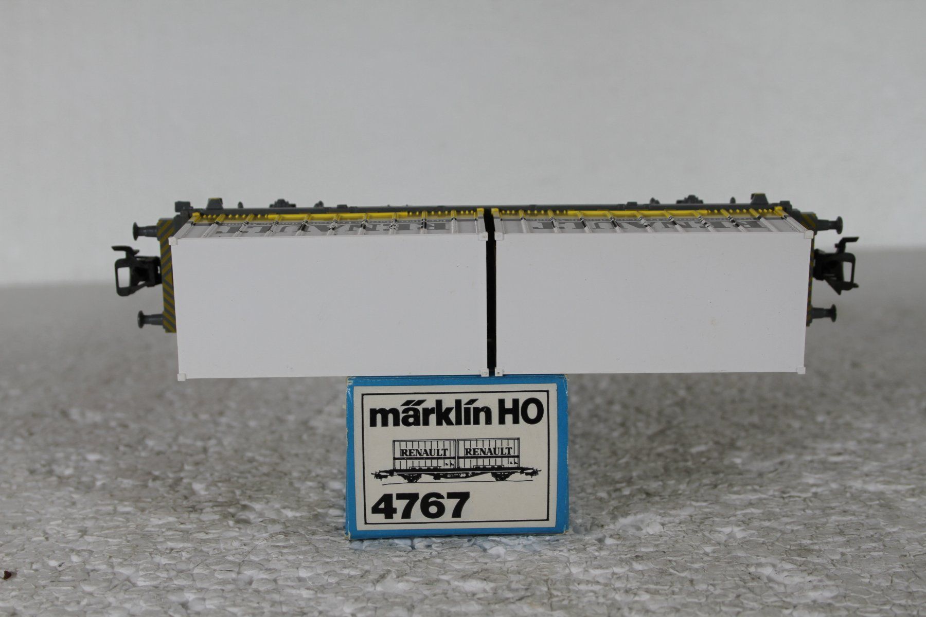 Märklin Modellini di ferrovie: Märklin 4767 SNCF Renault Container – Usato da Triesen venduto da gleis8 5