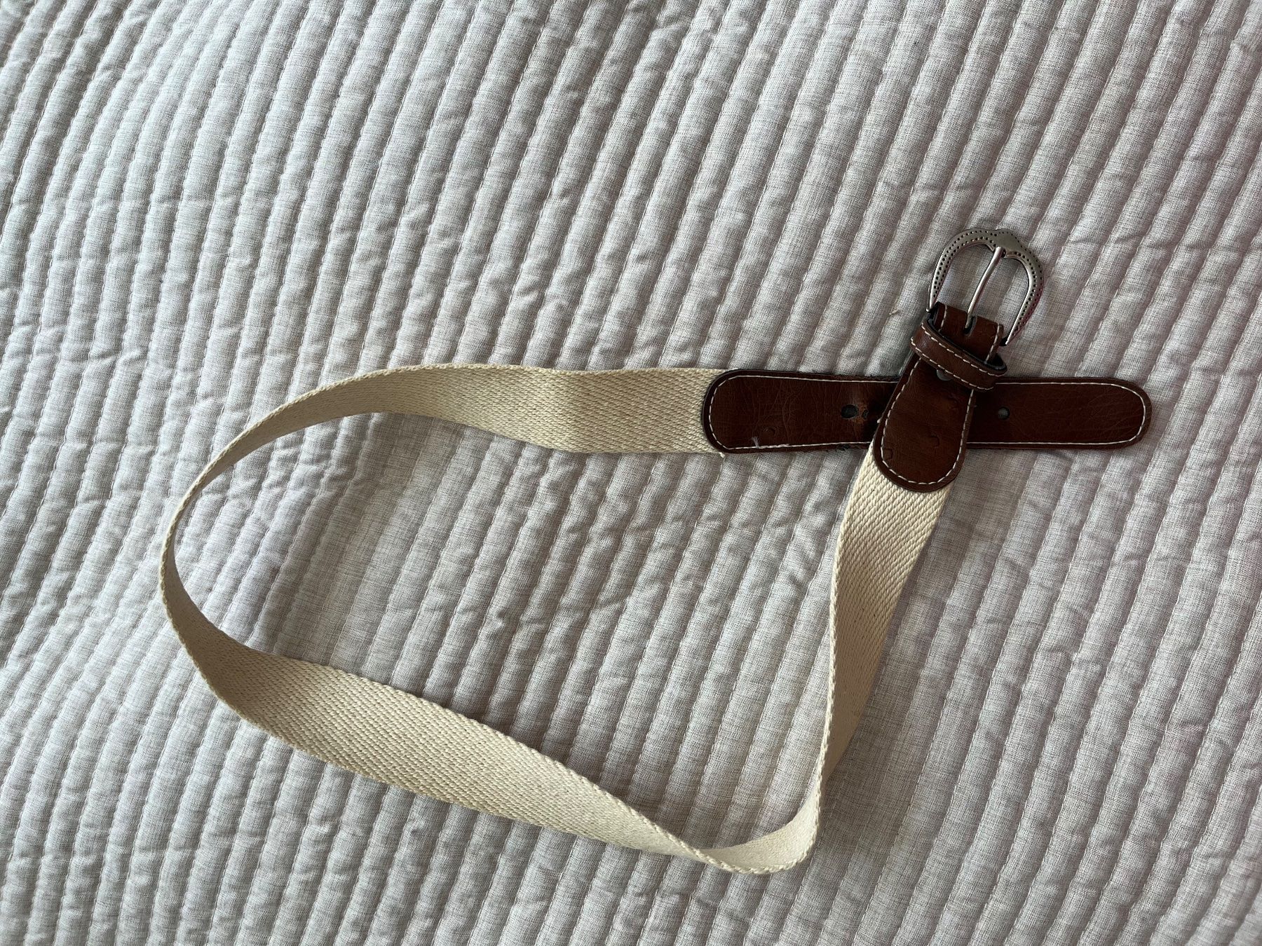 Cinture: 2 Gürtel beige und schwarz – Usato da Bern venduto da k_l_t2hw 1