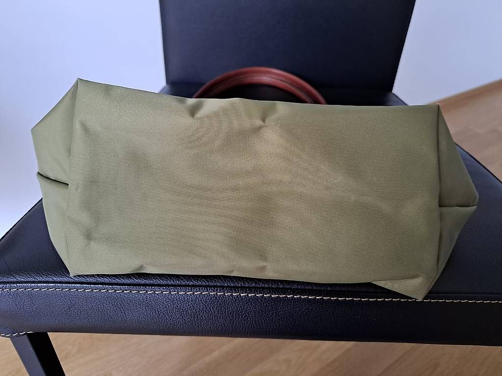 Borse da donna: Olivgrüne Longchamp Le Pliage Grösse M – Usato da Winterthur venduto da ste_jhr6 2
