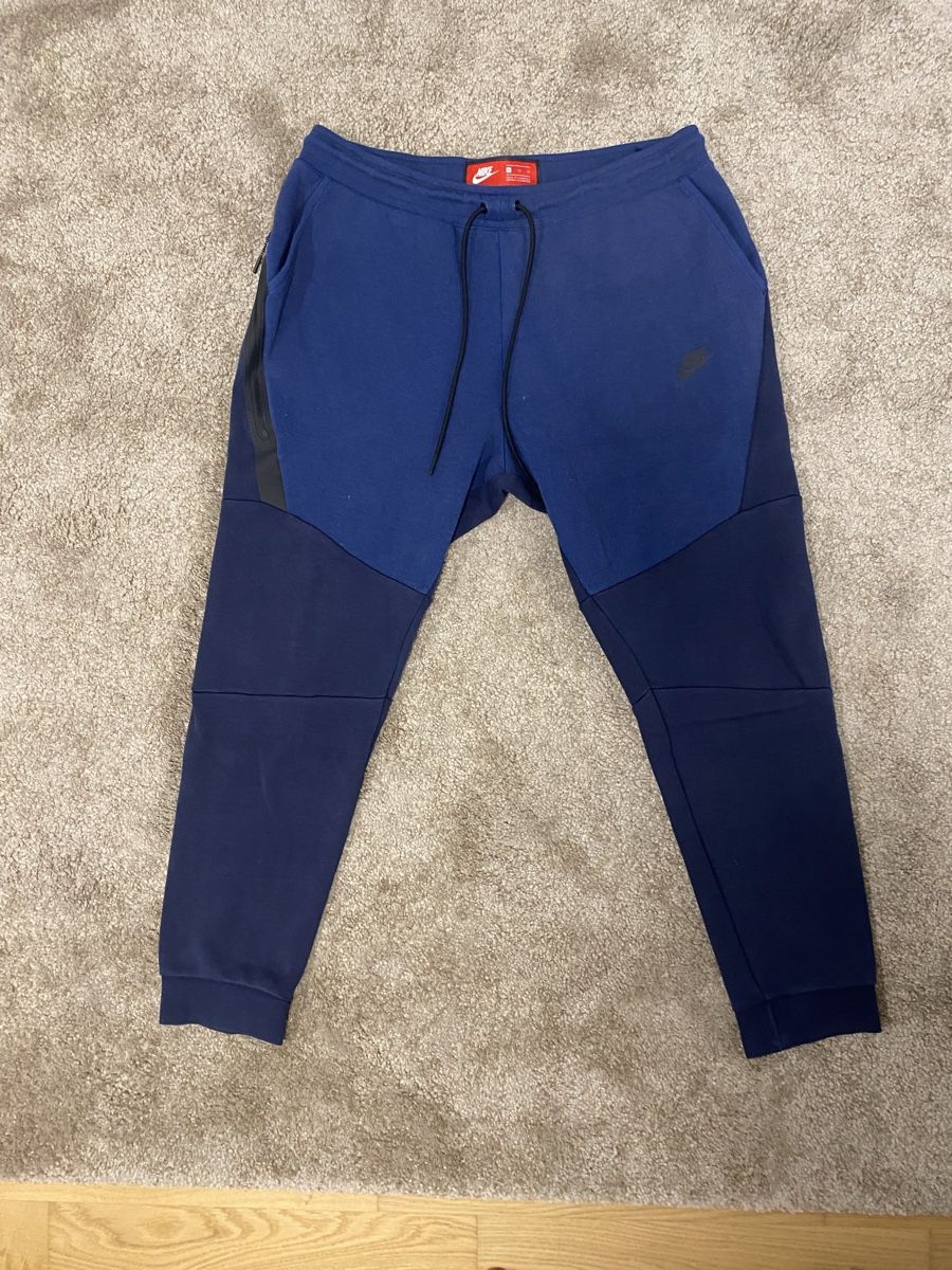 Nike Pantaloni: Nike Trainerhose Gr. XL – Usato da Brüttisellen venduto da xe_m