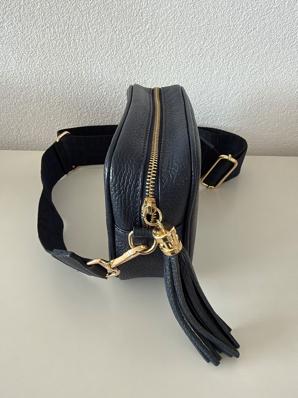 Borse da donna: Umhängetasche – Nuovo (secondo la descrizione) da Glattpark(Opfikon) venduto da infinite_bags101 1