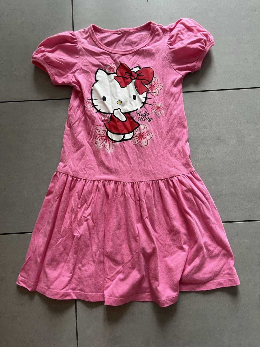 Kleider & Röcke: Pinkiges Hello Kitty Sommerkleid, Gr. 116 – Gebraucht aus Zürich von jmg_8005