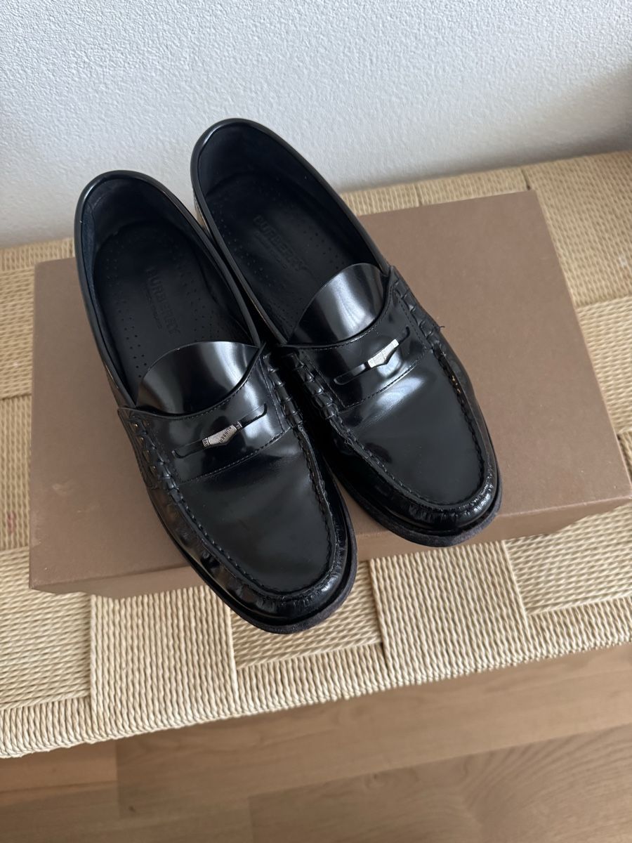 Burberry Scarpe da donna: BURBERRY loafers – Usato da Zürich venduto da are_fm6c