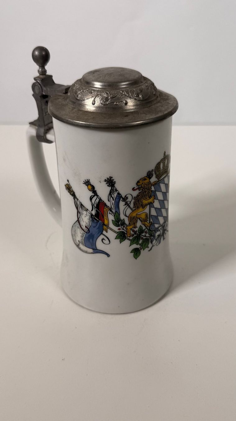 Bicchieri: Klassischer Bayerischer Bierkrug – Usato da Zürich venduto da Hedwig-steig 1