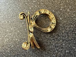 Vintage-Brosche mit Initiale P goldfarben mit Strass.