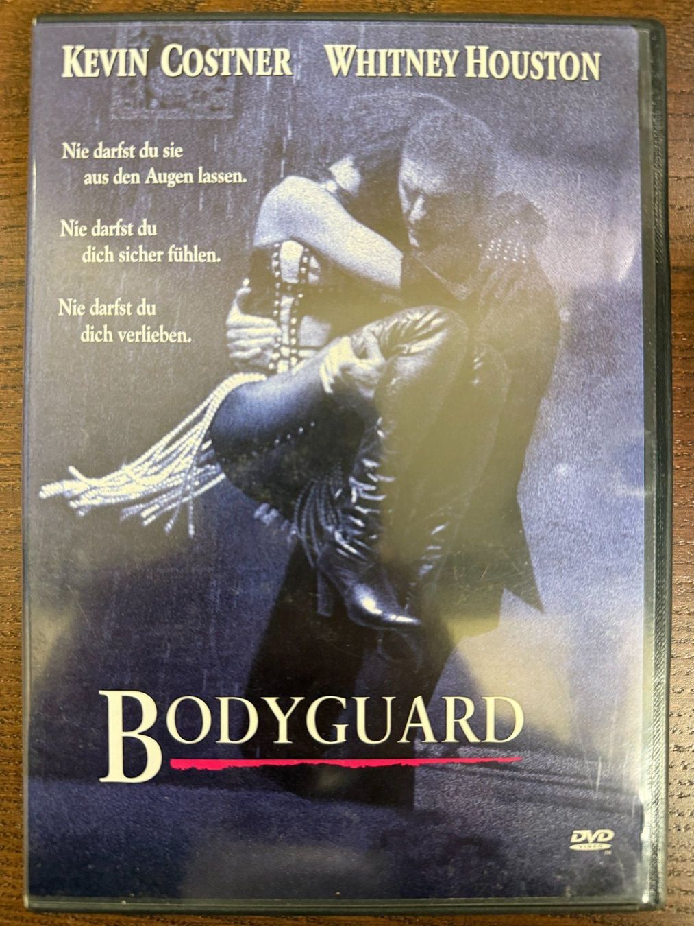 Tutti i DVDs: Bodyguard – Usato da Zürich venduto da FilmFreunde