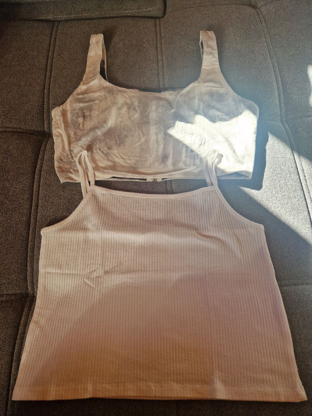 Only Lotti di vestiti: Sommer Set: 2 Top's + Only Hose gestreift, Gr. M – Nuovo (secondo la descrizione) da Ebikon venduto da kov_9vqb 3