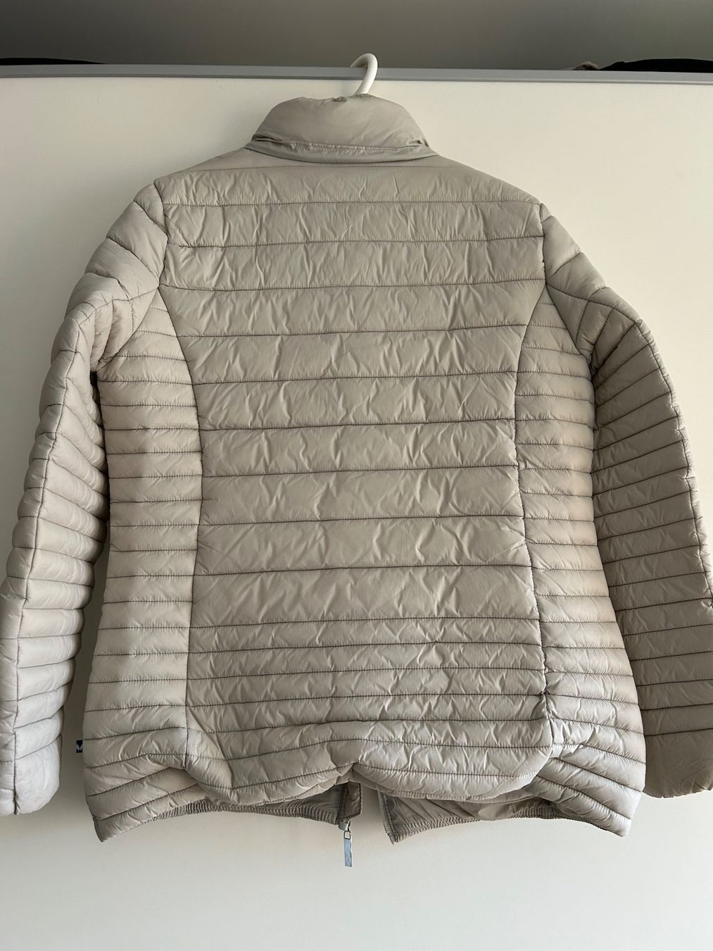 Jacken: Patsy & Lou Steppjacke beige Grösse 38 gebrauchter Zustand – Gebraucht aus St. Gallen von dec_2jy6 1
