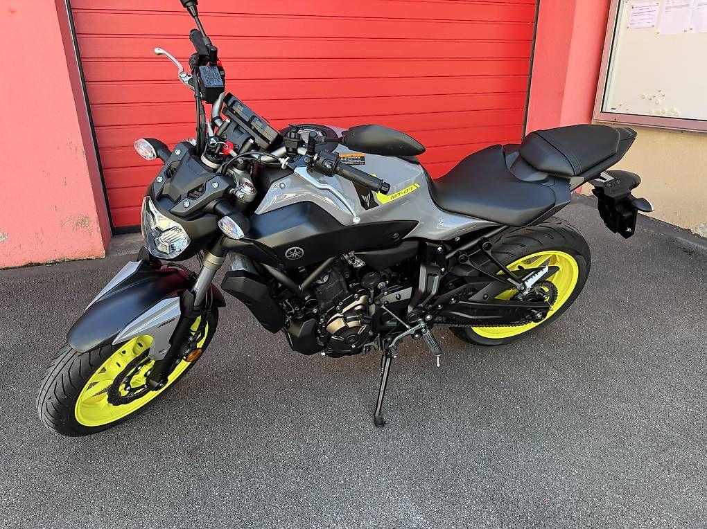 Strada: Yamaha MT07 ABS – Usato da Seelisberg venduto da riwase 2