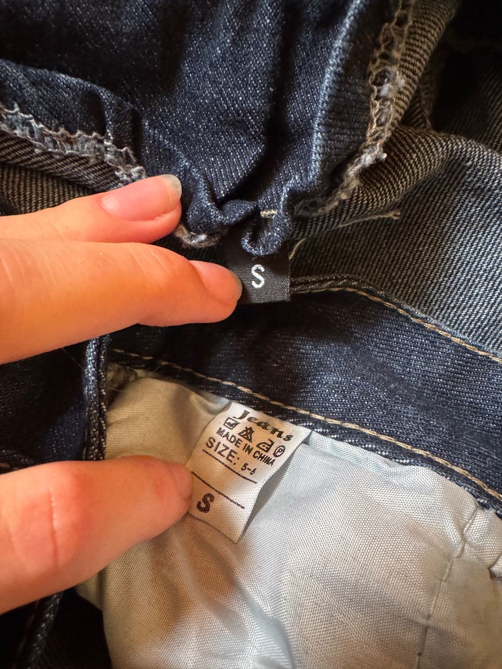 Completi & Tailleur: Jeans Zweiteiler mit Gürtel – Usato da Hergiswil NW venduto da kaufe_bei_kaufmann 5