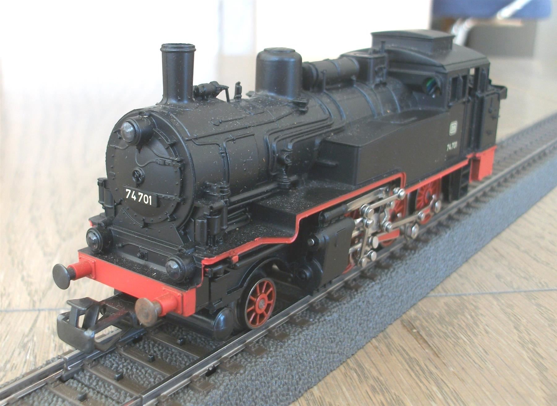Märklin Modellini di ferrovie: Tender-Dampflokomotive BR 74, delta/digital – Nuovo (secondo la descrizione) da St. Moritz venduto da Manu7500