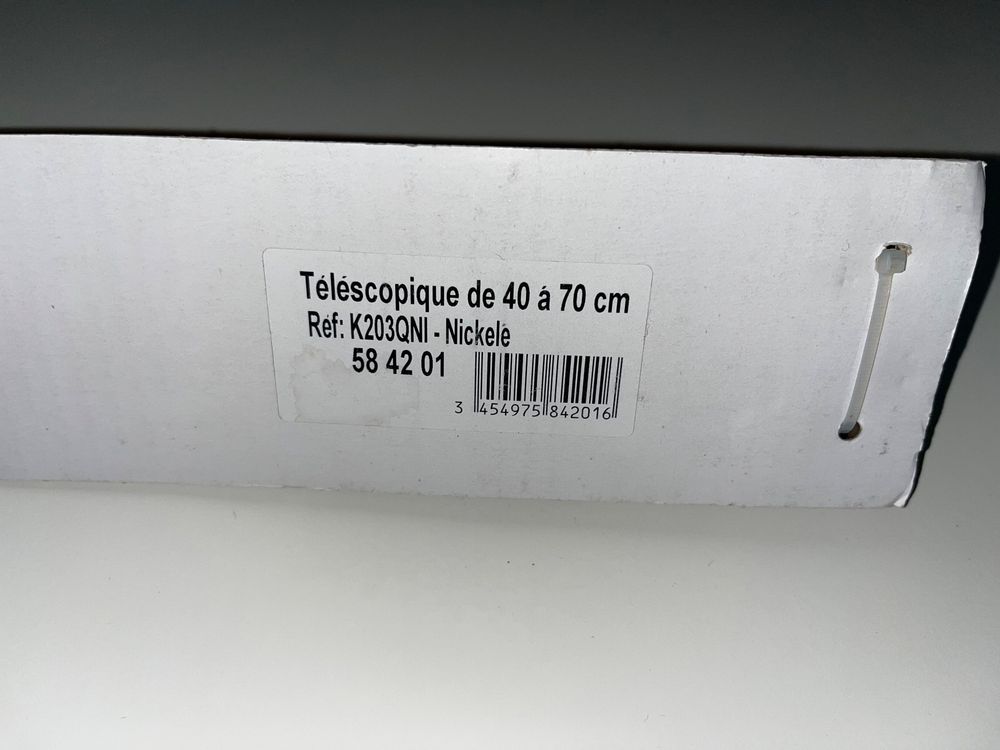 Supporti a parete: Barre fixation penderie télescopique de 40 -> 70cm – Nuovo e nell'imballaggio originale da Givrins venduto da Nicolux01 2