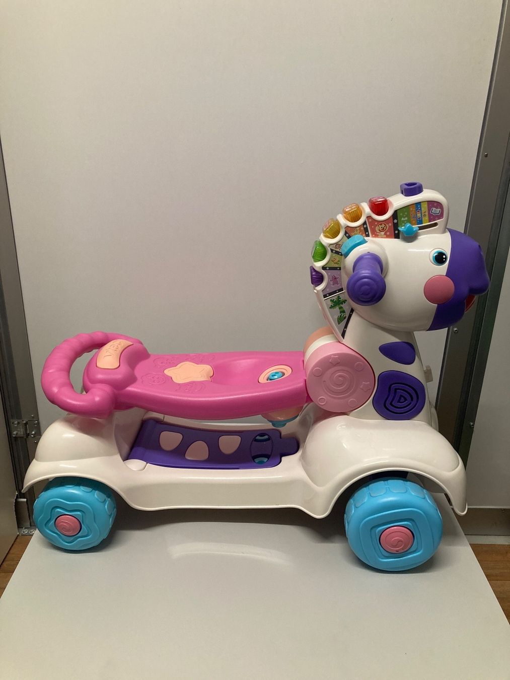 Veicoli per bambini: Zebra spielzeug – Usato da Frauenfeld venduto da mat_8nwr 4