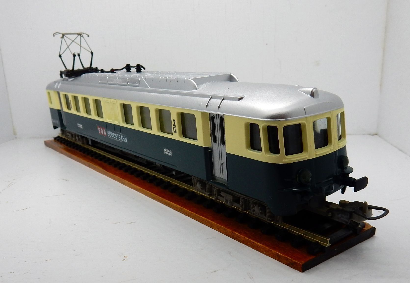 Lima Modellini di ferrovie: HO - "SOB" Südostbahn - Motrice RBe 4/4 – Usato da Locarno venduto da Gudrun2 2