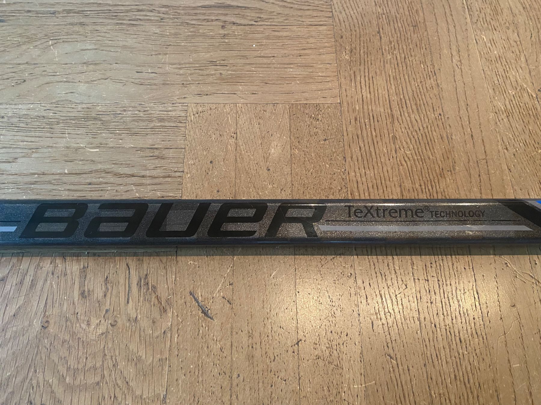 Bauer Stöcke & Schaufeln: Eishockeyschläger Bauer Nexus 8000 Senior – Gebraucht aus Herzogenbuchsee von Christen3 3
