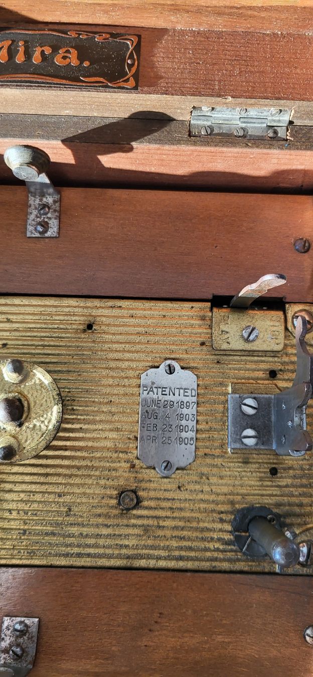 Carillon: Antike Mira Platten-Spieldose/Orgel mit 12 Platten – Usato da Rüti ZH venduto da price02 5