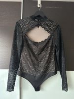 Damen Body schwarz mit Spitze Langarm guter Zustand
