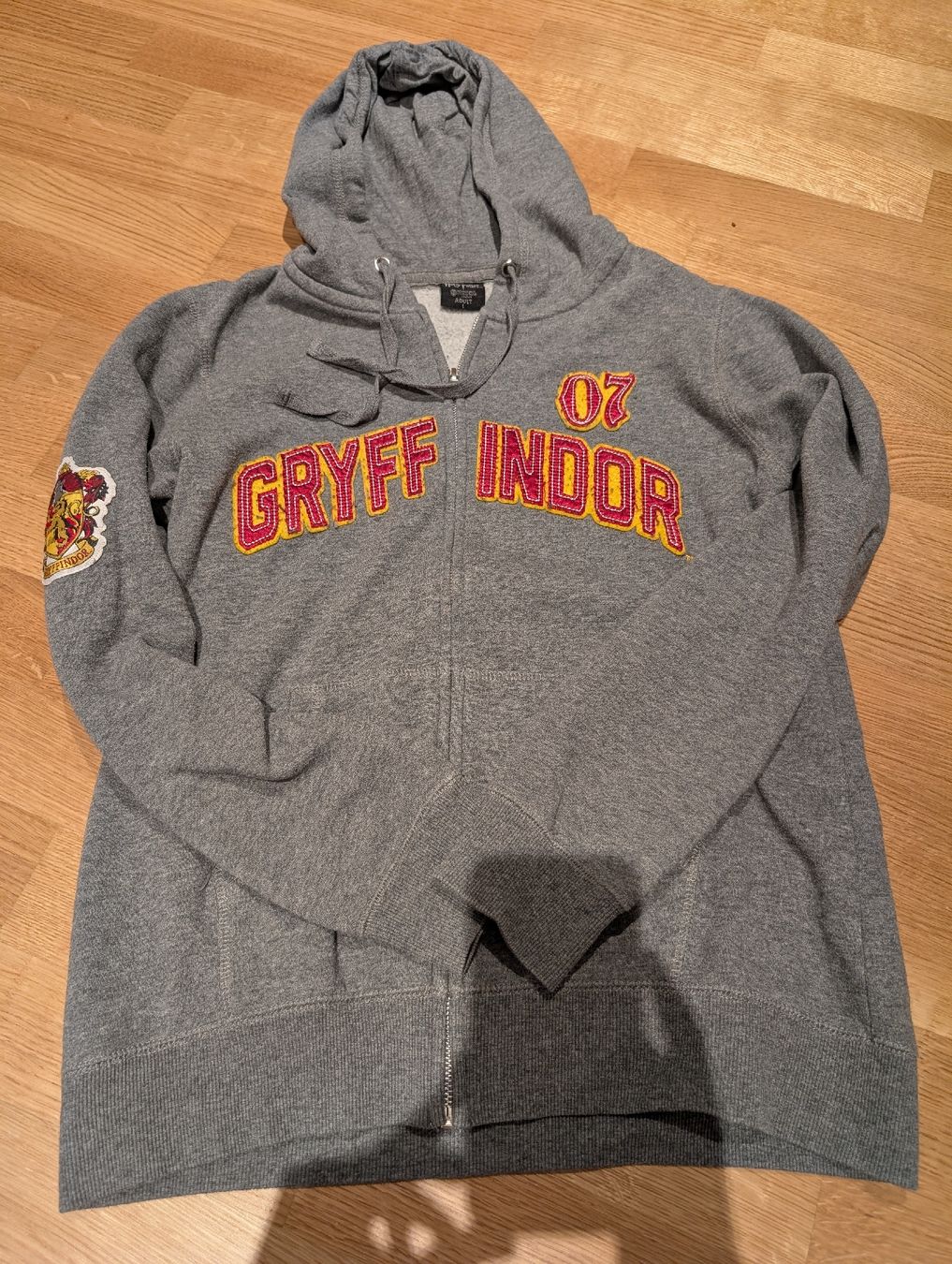 Giacche: Kapuzenpullover Gryffindor Harry Potter – Usato da Oberuzwil venduto da fabienne.manser