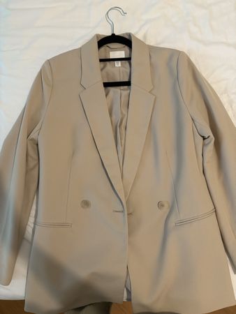 H&M Beige Blazer, Size XS, Women's - Stylish & Chic!