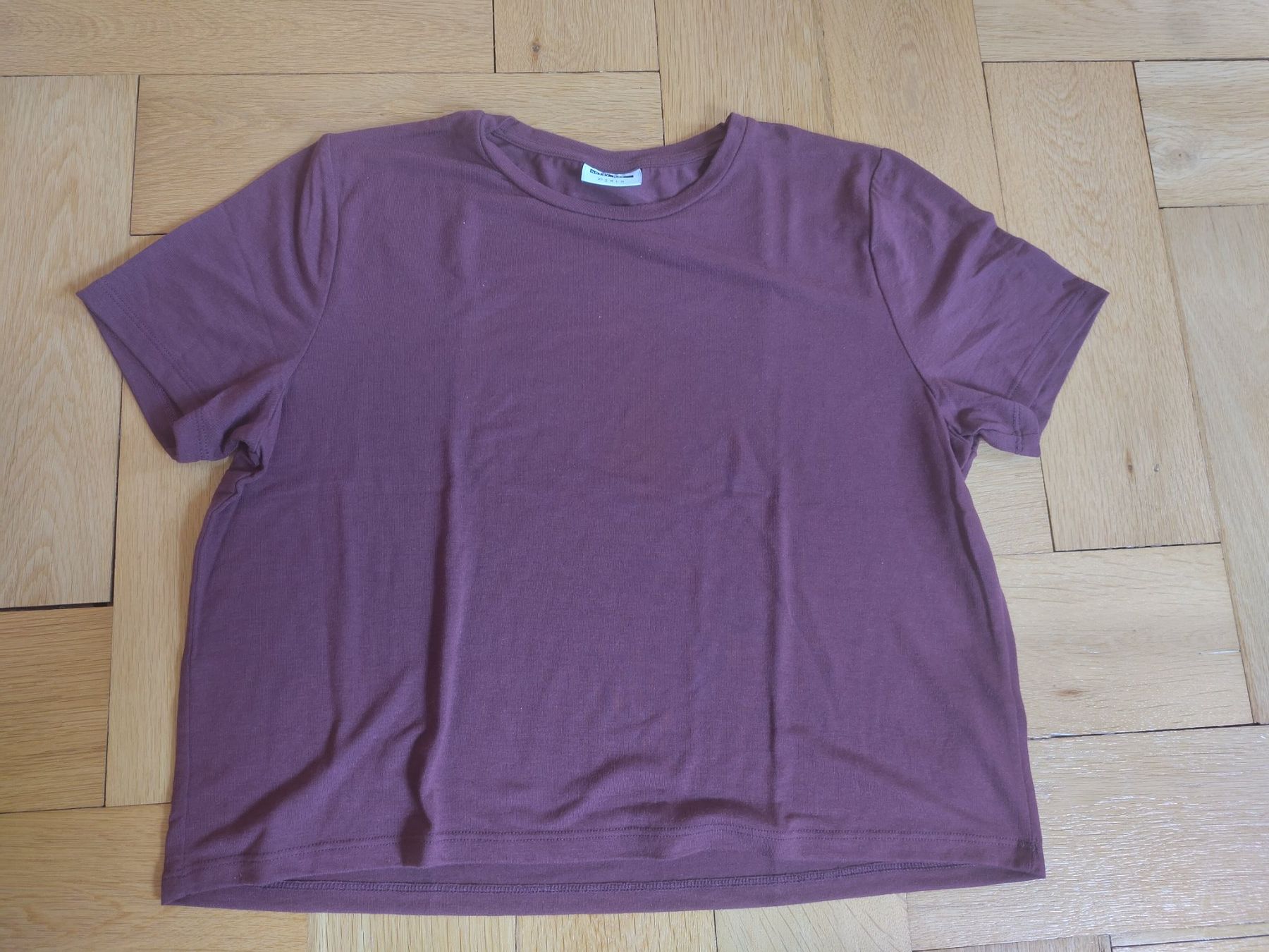 Vero Moda T-shirt: T-Shirt – Usato da Bern venduto da Linii
