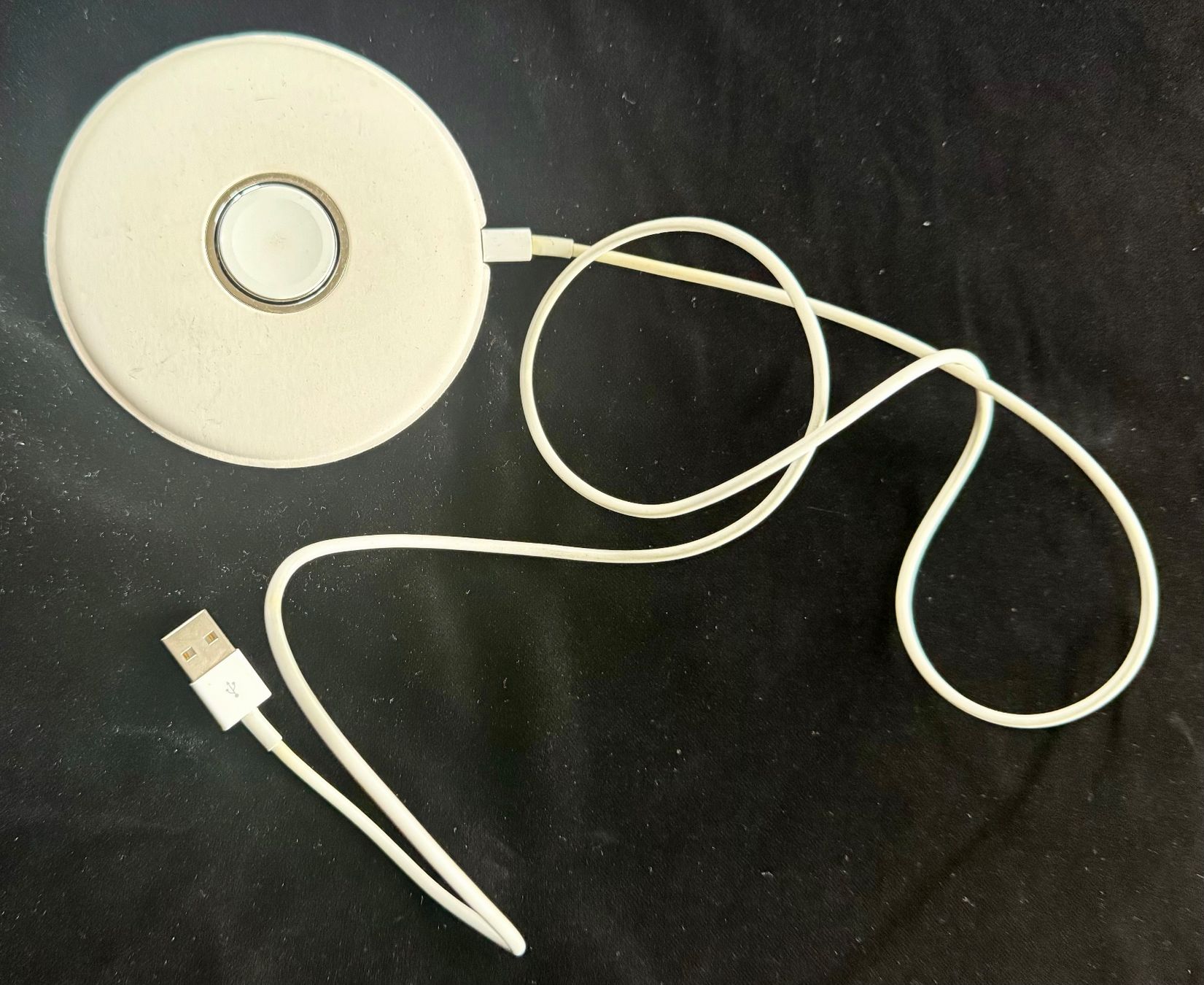 Apple Smartwatch-Zubehör: Apple Watch Ladestation – Gebraucht aus Frauenfeld von Hanswurst4 1