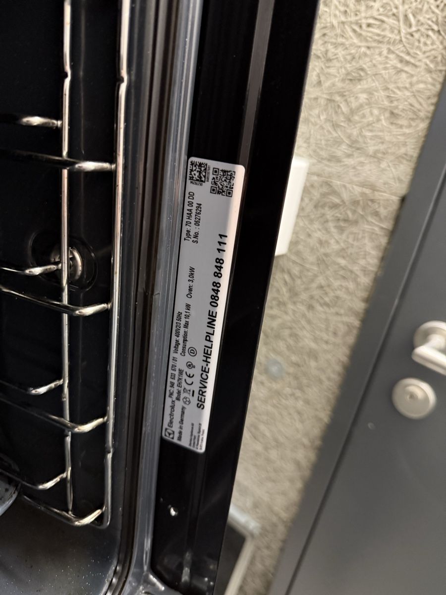 Electrolux Forni: Backofen & Keramik Kochfeld Electrolux 55Cm Ch Norm – Usato da Kilchberg ZH venduto da Rei_9 8