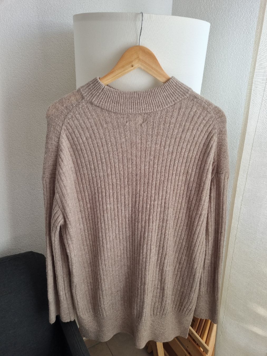 H&M Maglioni & Felpe: H&M Beige Turtleneck Pullover – Nuovo (secondo la descrizione) da Aigle venduto da Smagbrelle18 5