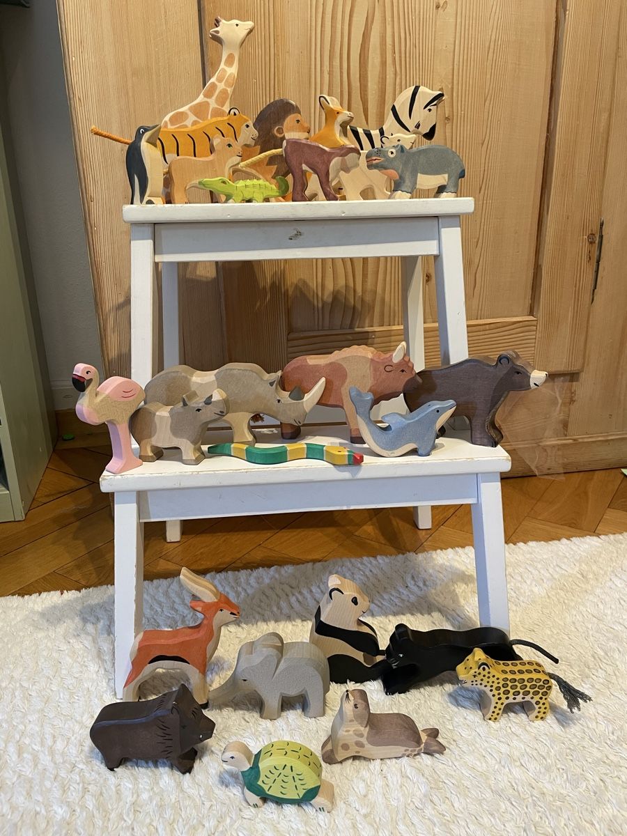 Spielzeuge: Holztiere / Holzfiguren Set – Gebraucht aus Basel von marcvo