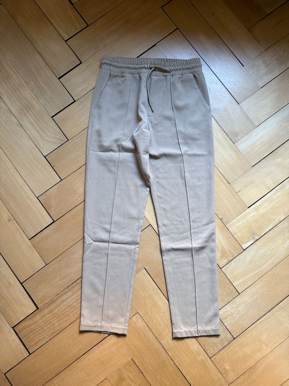 Axel Arigato Hosen: AXEL ARIGATO - Hose beige 48 – Gebraucht aus Zürich von Diazaio