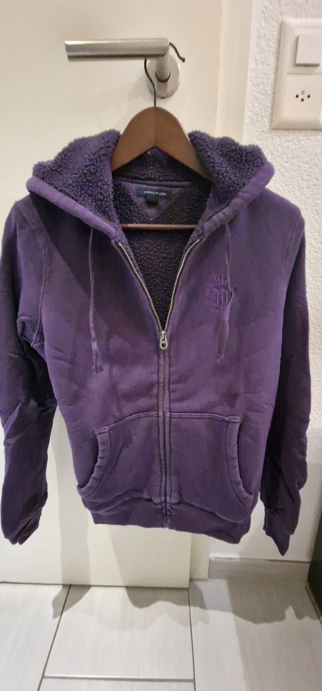 Tommy Hilfiger Lots de vêtements: Tommy Hilfiger – D'occasion à Oftringen par bin_2wk8 3