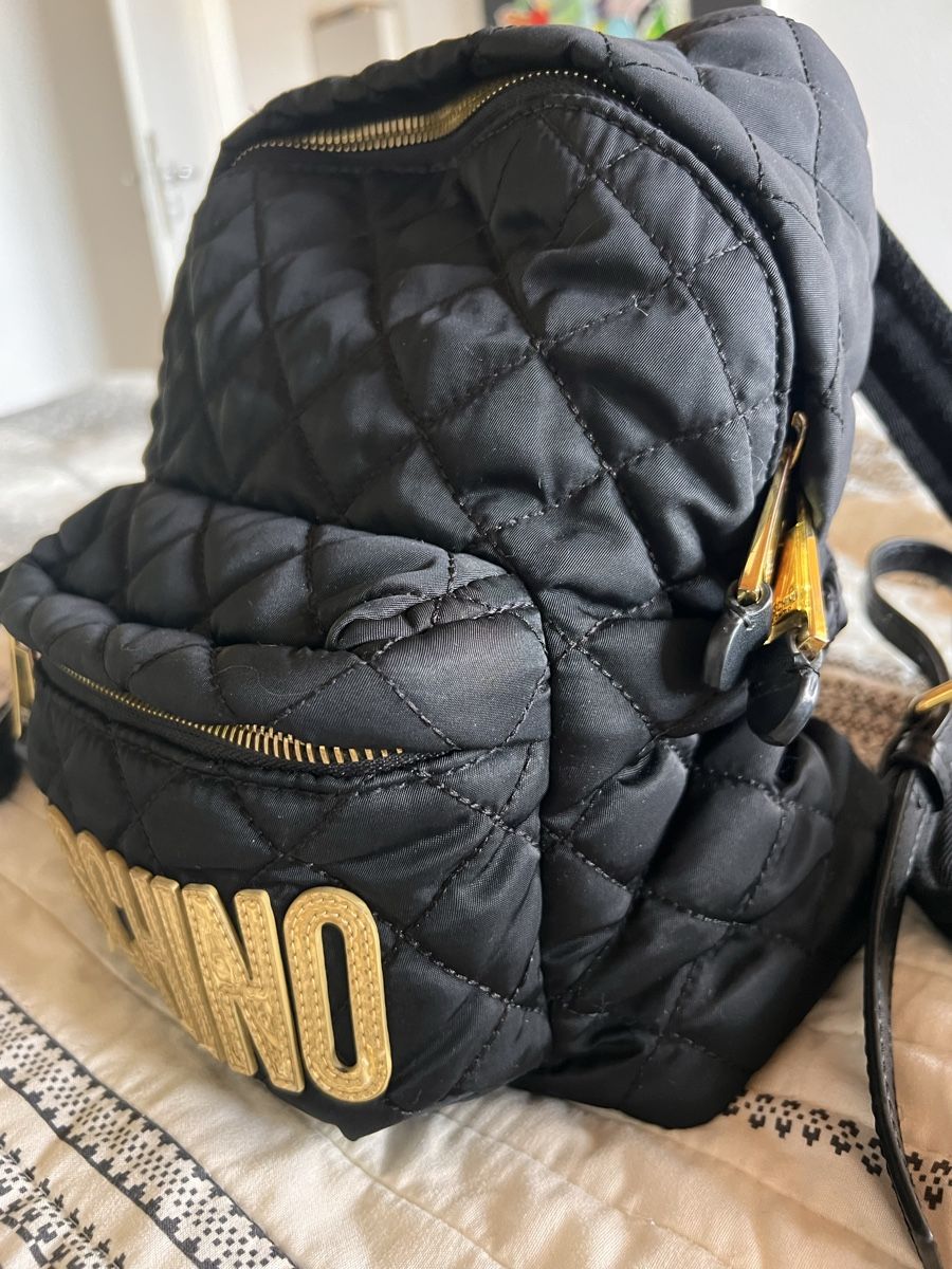 Moschino Taschen für Damen: Moschino Rucksack schwarz gold – Gebraucht aus Kreuzlingen von eszanza 1