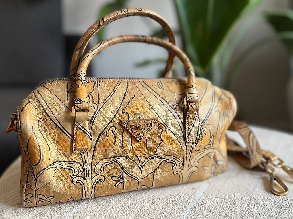 Taschen für Damen: Prada Tasche – Gebraucht aus Zürich von Fashionchick 1
