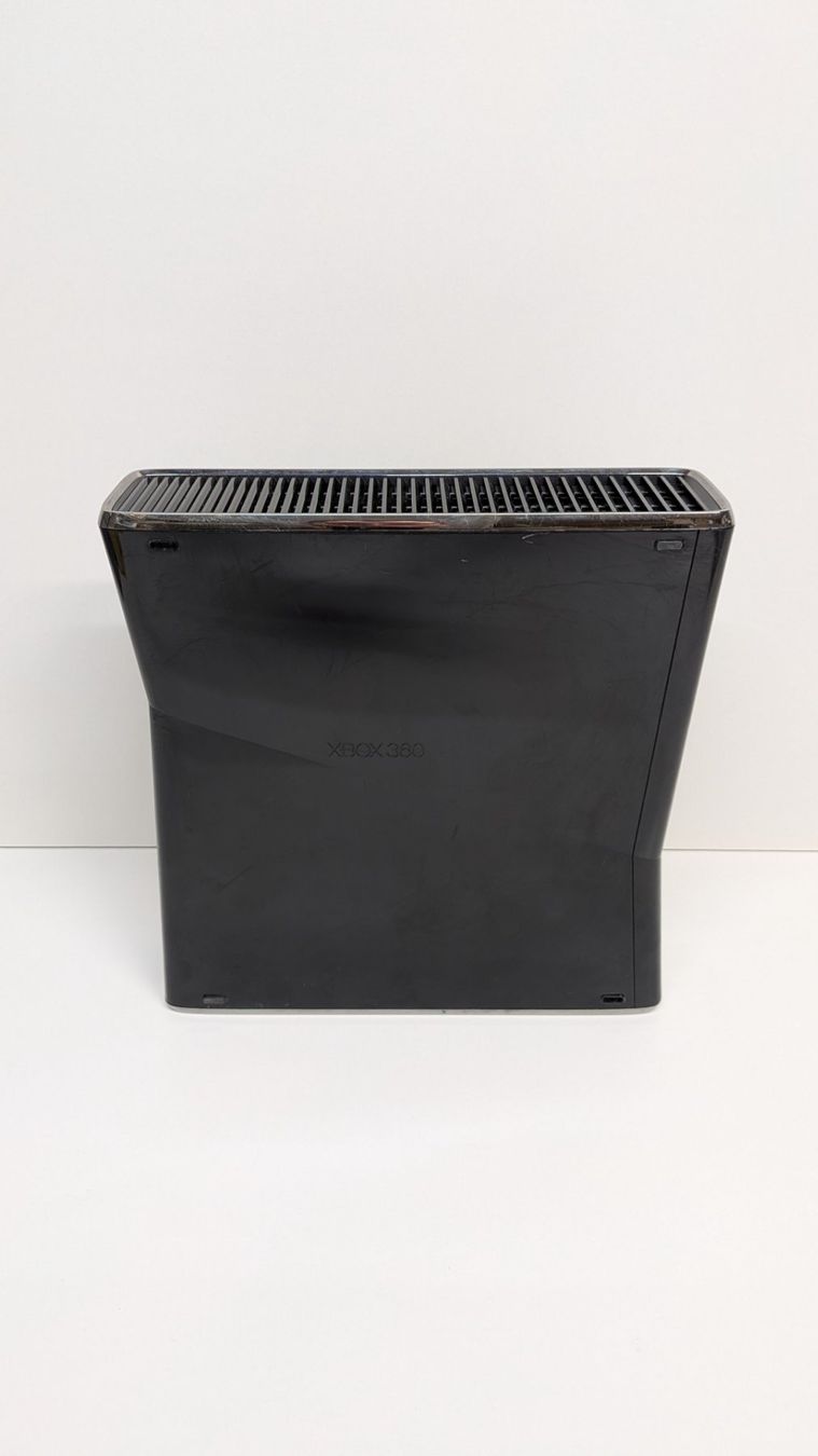 Microsoft Console: Microsoft Xbox 360 S Konsole DEFEKT – Difettoso da Menziken venduto da mame18 4