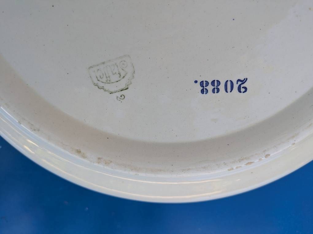 Ciotole: Antike Waschschüssel – Usato da Sursee venduto da Buholz0 1