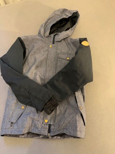 Quiksilver Jacken & Mäntel: Ski Jacke – Gebraucht aus Binningen von son_x7yt