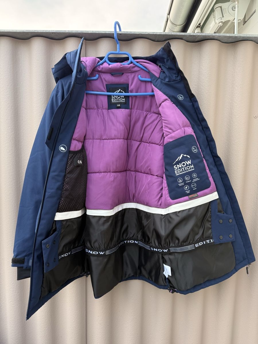 C&A Giacche: Blue Ski Jacket - Size Medium - Like new! – Nuovo (secondo la descrizione) da Basel venduto da ArkArk 3