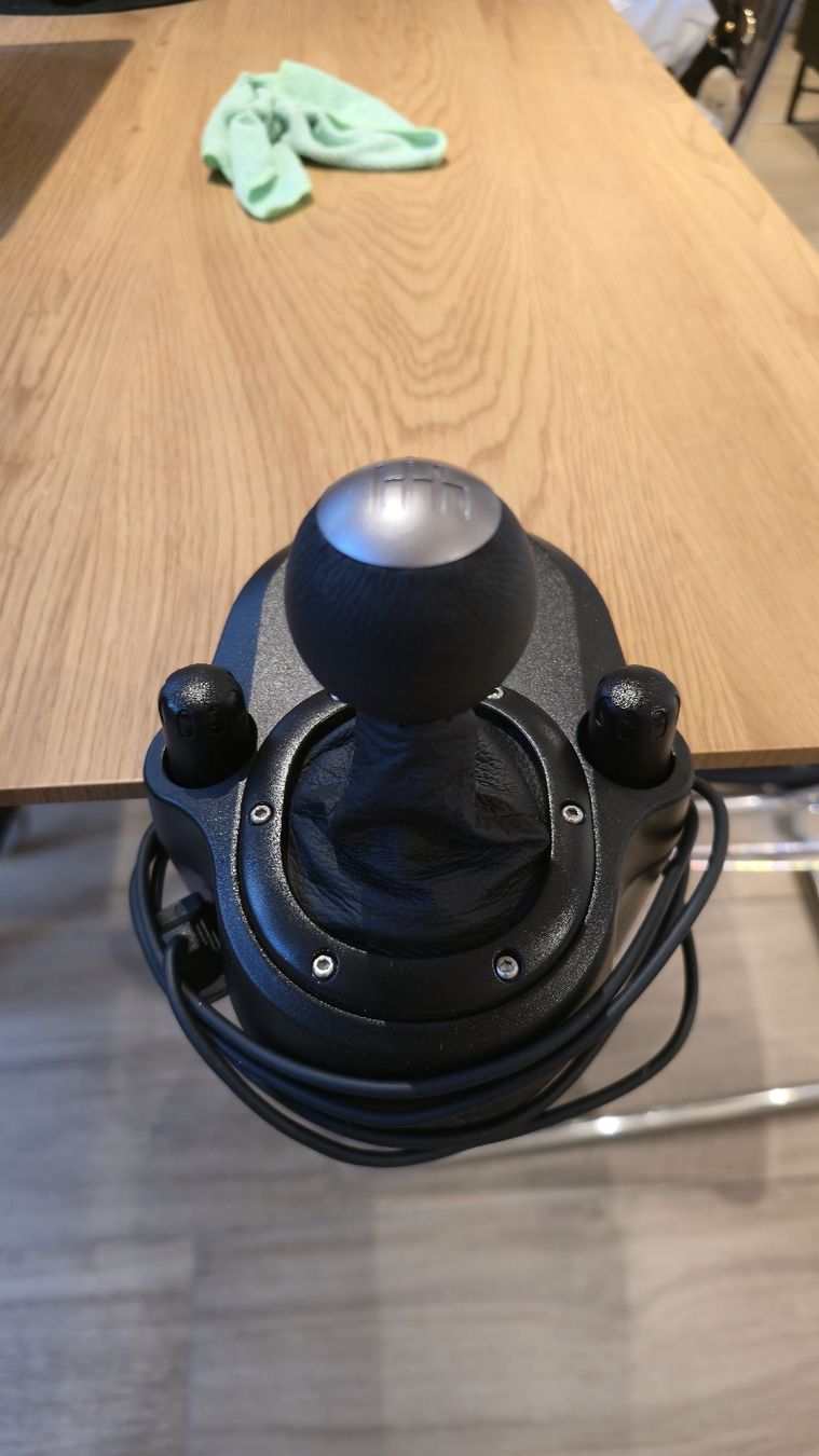 Logitech Manettes: Logitech G29 Komplettes Set – D'occasion à Emmenbrücke par hoa_sw7m 1