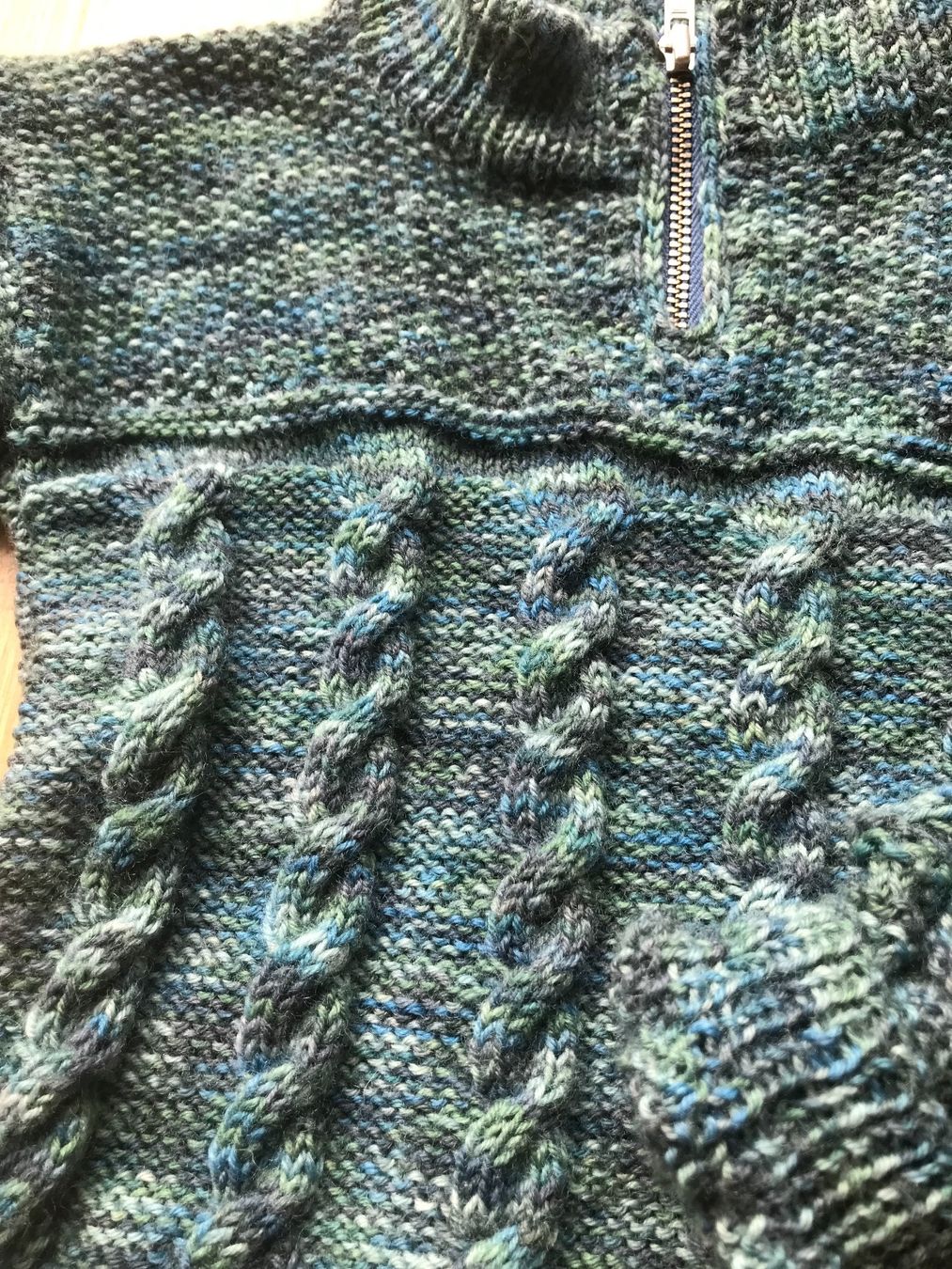 Pulls et sweat-shirts: Strickpulli - handmade – D'occasion à Zürich par mybuybye 1