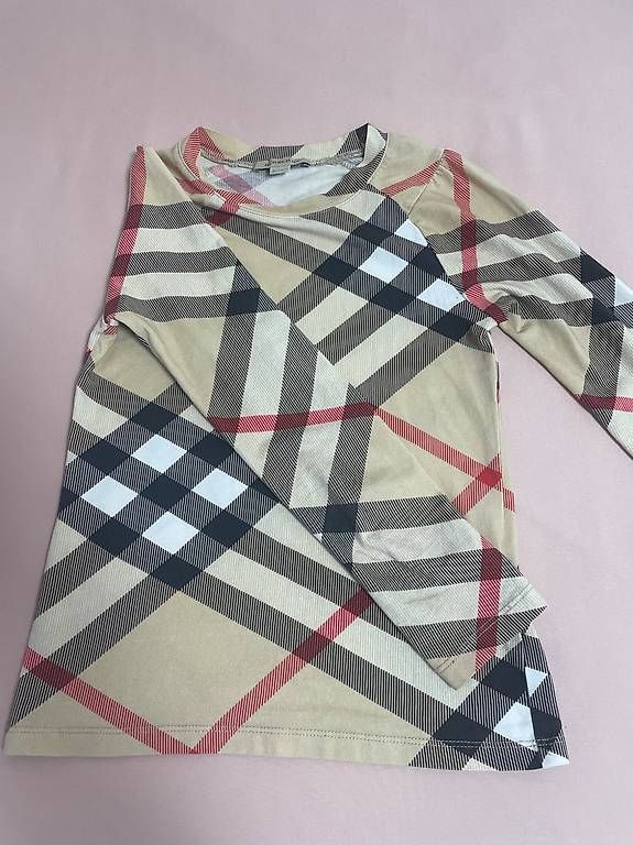 Camicette, T-shirt & Top: Burberry Top 6 Jahre/ 114 cm – Usato da Baar venduto da valsayn 2