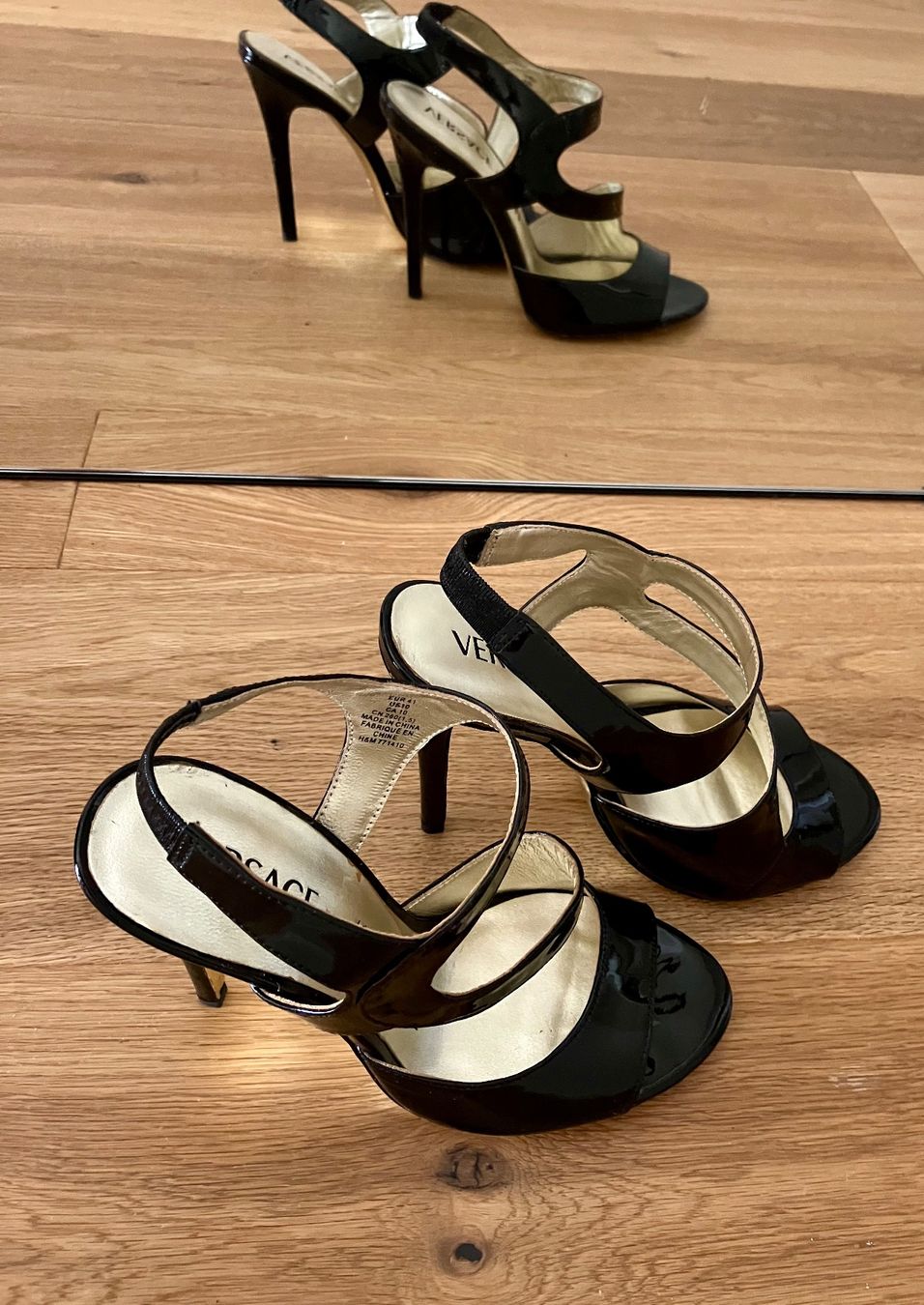 Versace Scarpe da donna: Versace for H&M High Heels - neu – Nuovo (secondo la descrizione) da Stansstad venduto da kerri8 4