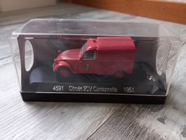 Citroën 2CV camionnette pompier 1/43 Solido