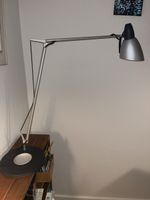 Belux Logos Tischlampe Gelenkleuchte