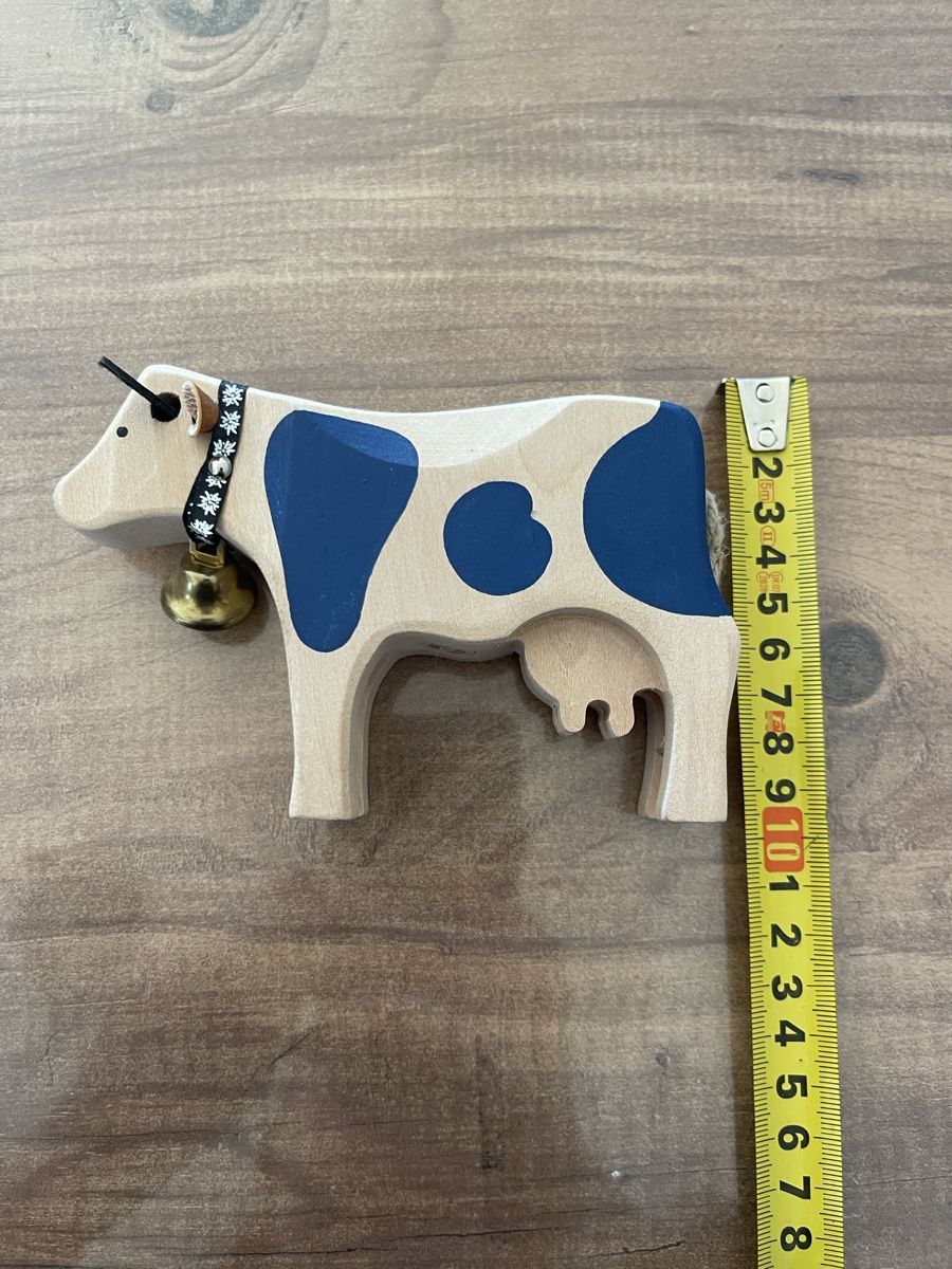 Figuren: Holzkuh mit Glocke und Schweizer Muster 17cm – Gebraucht aus Schlieren von Norauro 5