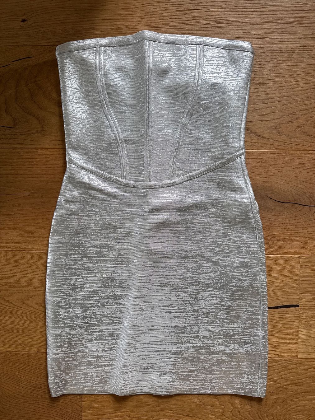 Vestiti: Herve Leger Kleid Grösse S, metallic – Nuovo e nell'imballaggio originale da Adliswil venduto da alina.uhl