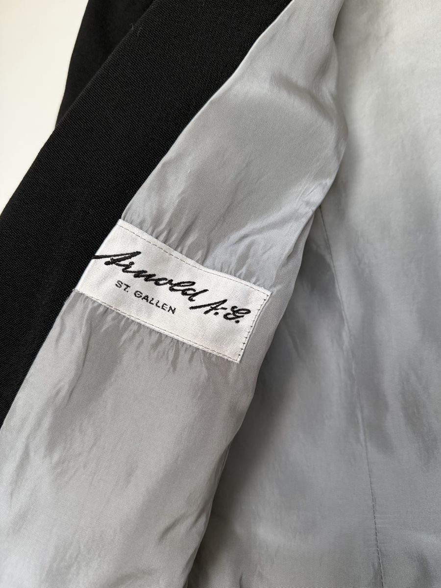 Giacche: Eleganter schwarzer Vintage Blazer S – Usato da Oberuzwil venduto da PreownedAllure 1