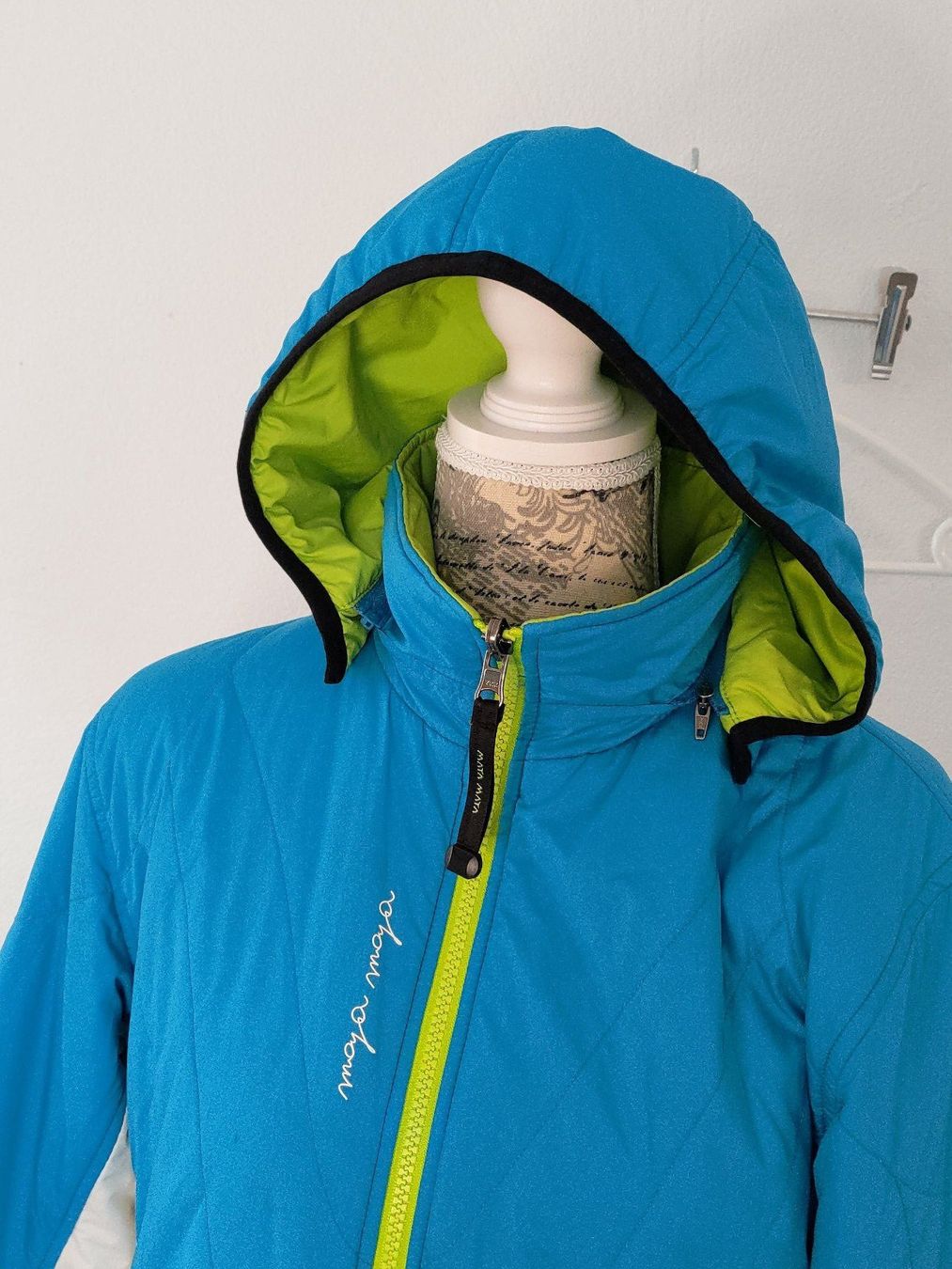 Giacche: Damen Winter / Ski Jacke - Maya Maya - Gr. L – Usato da Untervaz venduto da Lyraia 2