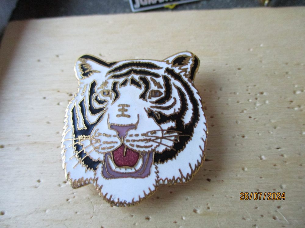 Tiger Wildlife Pin TOP | Kaufen auf Ricardo