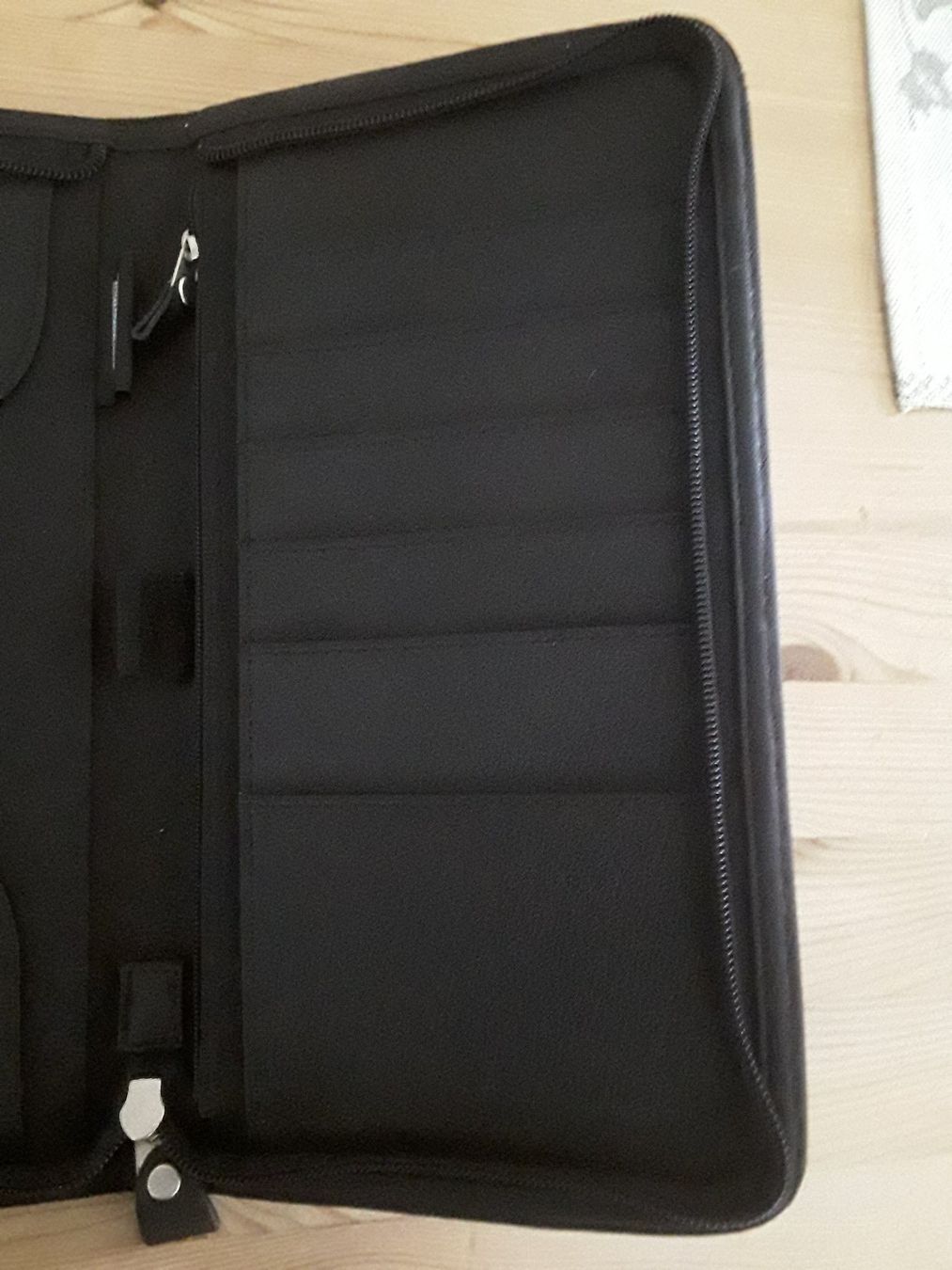 Altro in  Abbigliamento & Accessori: Etui aus Kunstleder / 662J – Usato da Knutwil venduto da Virginia007 4